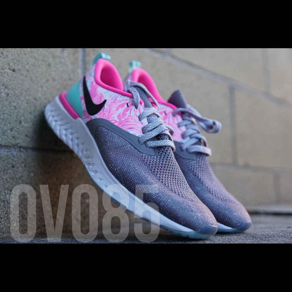 Nike Odyssey React 2 Flyknit - image 1